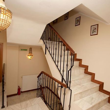 Pension Dinu Residence Timişoara Buitenkant foto
